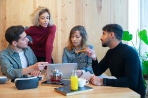 Model Direct to Consumer - D2C